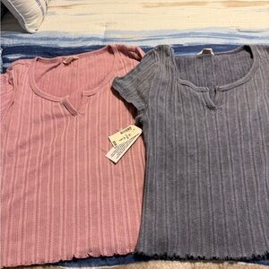 Hollister Ribbed Crop Tops in Pink and Blue